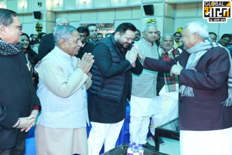 लालू यादव के ऑफर के बाद तेजस्वी यादव से यूं मिले नीतीश कुमार, अब आगे क्या?