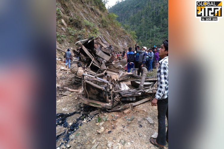 जम्मू-कश्मीर में सेना का वाहन दुर्घटनाग्रस्त, तीन जवान शहीद, BJP ने व्यक्त की संवेदना