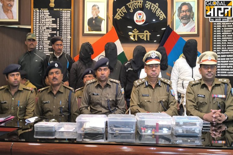 13 लाख लूटे, गोली मारी और गाड़ी पर पुलिस का बोर्ड लगा भागे, पुलिस ने आठों को ऐसे किया गिरफ्तार...