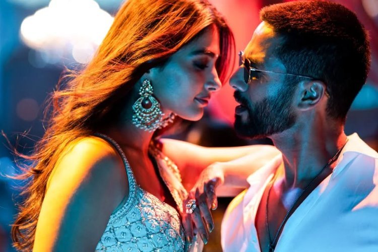 शाहिद कपूर-पूजा हेगड़े स्टारर 'देवा' का पहला गाना आउट, फुल एनर्जी में नजर आए मीका सिंह
