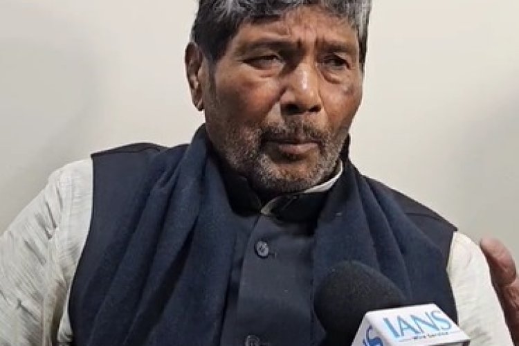 दही-चूड़ा भोज नहीं बल्कि लालू को नीतीश से मिलाने के लिए रचा जा रहा खेल?