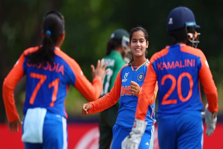 Under-19 World Cup: देश की छोरियों ने गाड़ा झंडा, बांग्लादेश को 8 विकेट से रौंदकर सेमीफाइनल में जगह की पक्की