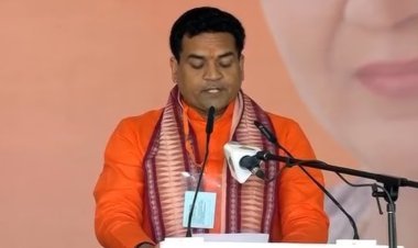 कभी कपिल मिश्रा ने मोदी को बताया था पाकिस्तान का एजेंट! आज मोदी के सामने लेनी पड़ी शपथ