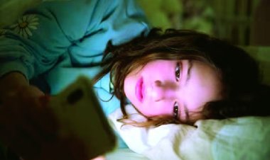 अगर मोबाइल-कंप्यूटर पर 1 घंटे से ज्यादा देर तक चिपके रहते हैं तो संभल जाइए, आंखों से दिखना हो सकता है कम, हो सकती है ये बीमारियां