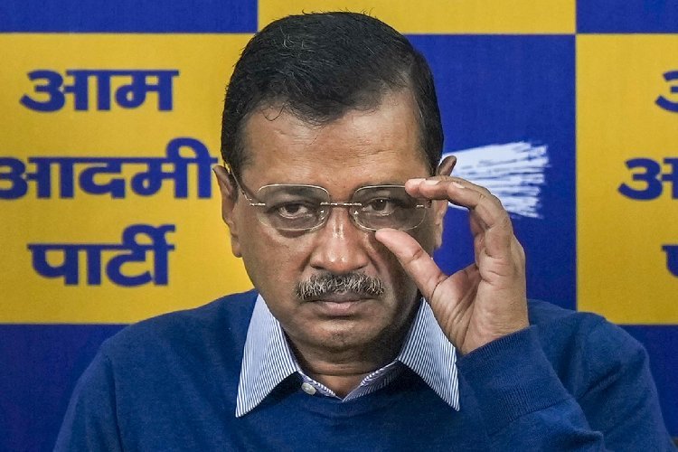 चुनाव हारते ही केजरीवाल के लिए खुले जेल के दरवाजे! मुख्य सचिव के आदेश से AAP में हड़कंप