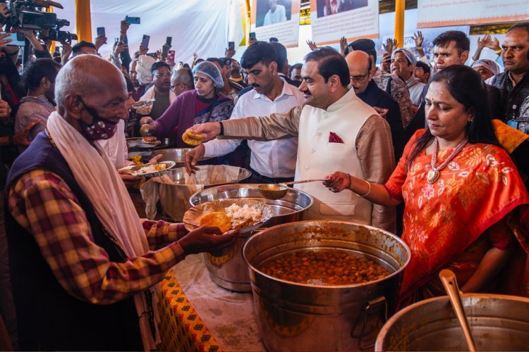 जानेमाने उद्योगपति गौतम अदाणी ने महाकुंभ की समाप्ति पर साझा किए अनुभव, बोले- ''तेरा तुझको अर्पण''