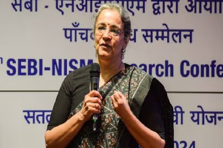 स्टॉक मार्किट फ्रॉड से जुड़े कथित मामलों में पूर्व SEBI चीफ माधवी बुच पर FIR दर्ज