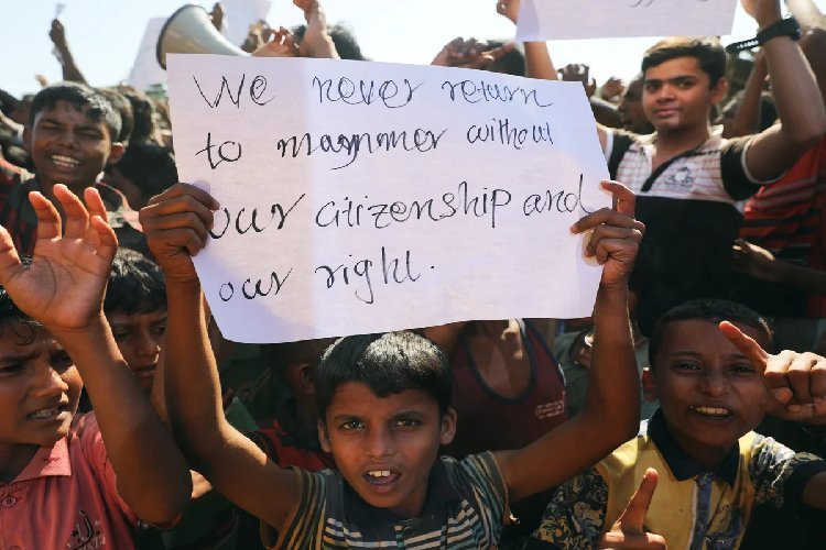 ट्रंप अवैध प्रवासियों को अमेरिका से निकाल सकते हैं तो भारत से मोदी रोहिंग्याओं को क्यों नहीं निकाल रहे, समझिए पेंच