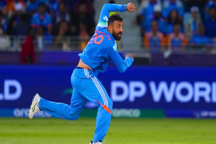 भारतीय क्रिकेट टीम का नायाब सितारा बनकर उभरा वरुण, लेकिन इस बात का रह गया मलाल
