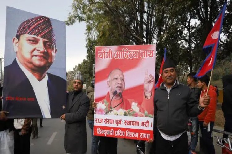 नेपाल में जिन्होंने सीएम योगी का पोस्टर लहराया, वो कौन हैं, और पुलिस उनके पीछे क्यों पड़ी?