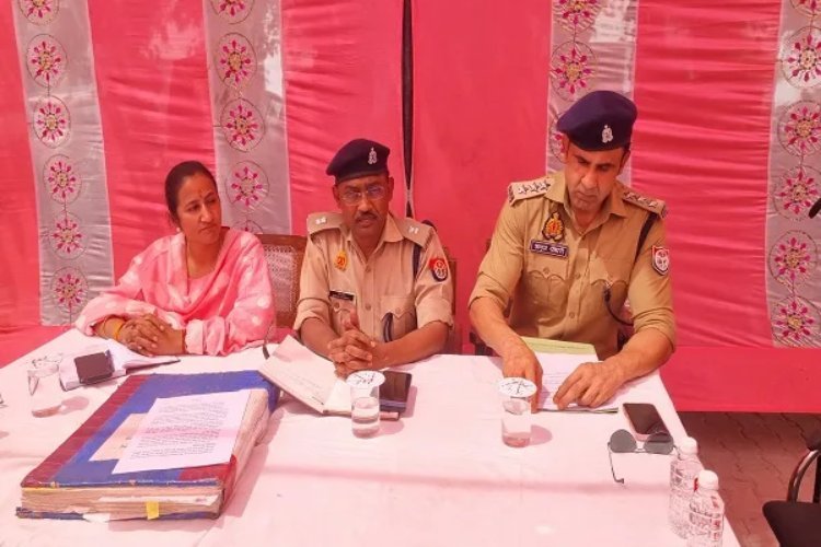 संभल प्रशासन ने अलविदा जुमा और ईद के लिए जारी किए दिशा-निर्देश, ''सड़कों और छतों पर नहीं होगी नमाज''