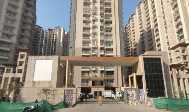 ग्रेटर नोएडा के इस सोसाइटी में दूषित पानी सप्लाई की वजह से 300 से ज्यादा लोग हुए बीमार, क्या बोले सोसाइटी के सेक्रेटरी?