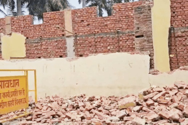 गोरखपुर में तिवारी हाते की दीवार टूटी, यूपी में ब्राह्मण राजनीति बदलने वाली है?