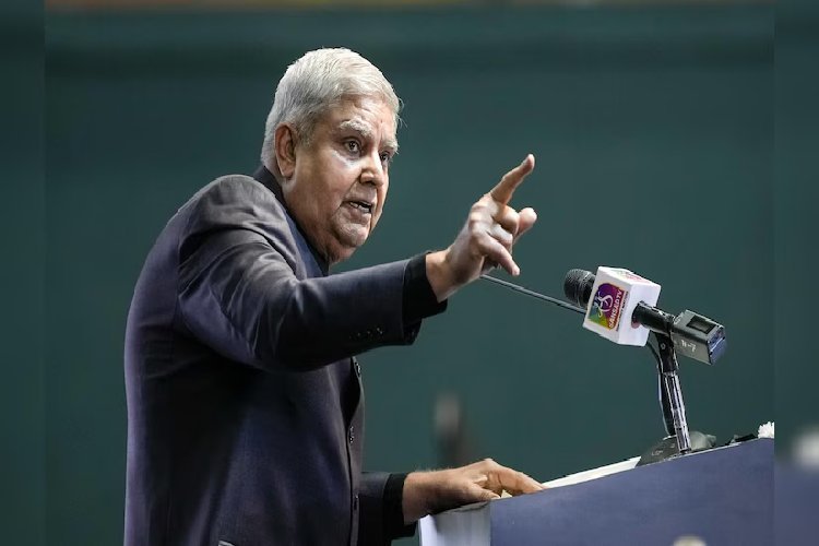 अनुच्छेद 142 क्या है... उपराष्ट्रपति जगदीप धनखड़ ने इसे क्यों कहा ''न्यूक्लियर मिसाइल''