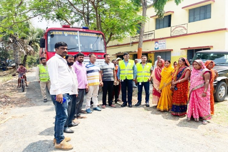 अदाणी पावर ने गांव-गांव में चलाया ''अग्नि सुरक्षा''  जागरूकता अभियान