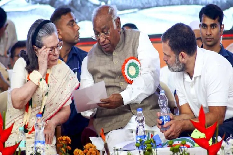 कांग्रेस ने पहलगाम हमले में हिंदुओं को निशाना बनाने की निंदा की, केंद्र पर लगाया सुरक्षा चूक का आरोप