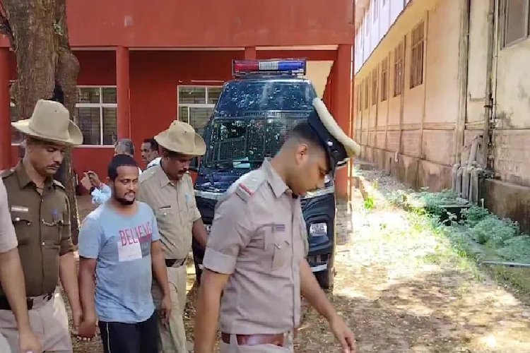 बेंगलुरु दंगों में भूमिका को लेकर वांछित PFI जिला अध्यक्ष गिरफ्तार, आतंकी कृत्य और पाकिस्तान से संबंध का आरोप