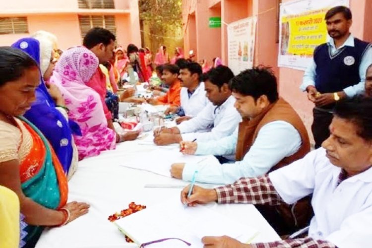 योगी सरकार का बड़ा कदम: साप्ताहिक जन आरोग्य मेलों में 1000+ मेडिकल पीजी छात्र करेंगे मरीजों की सेवा