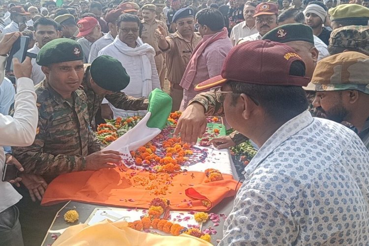 शहीद बेटे पर पिता ने जताया फक्र, बोले- 4 साल और जिंदा रहा तो पोते को भी सेना में भेजूंगा, वीडियो देख आप भी गर्व करेंगे