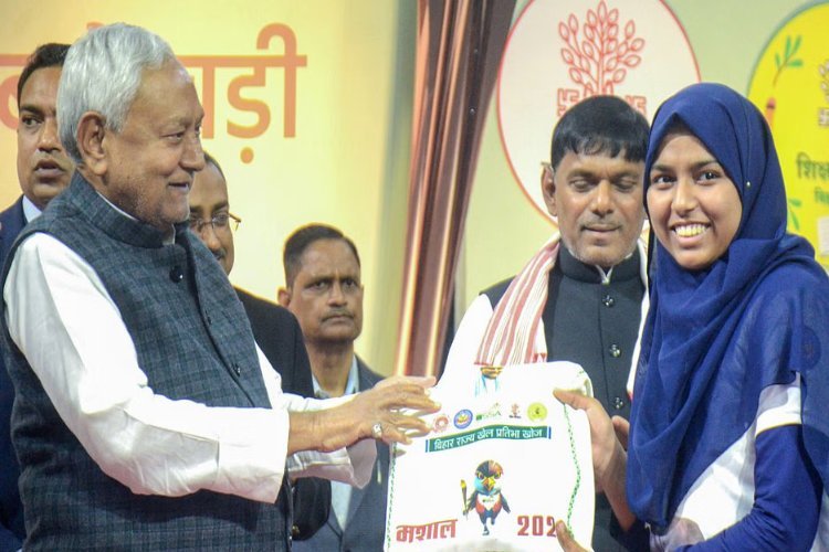 बिहार सरकार की छात्रवृत्ति योजनाओं से छात्रों की बल्ले-बल्ले, 2024-25 में 50 लाख को मिला 786 करोड़ रुपए का लाभ