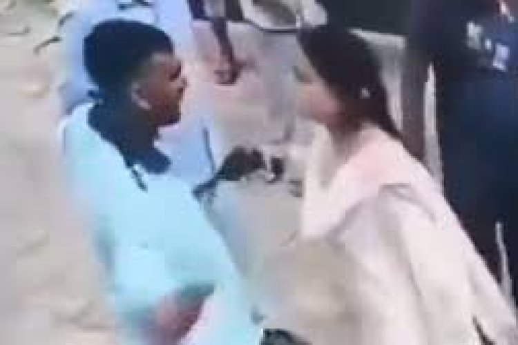 जानें कौन है हरदोई की ‘रिवॉल्वर गर्ल’ अरीबा खान, जिसने खुलेआम पेट्रोल पंप पर दिखाया कट्टा