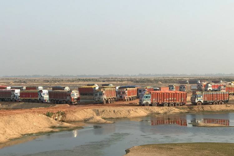 मानसून में 15 अक्टूबर तक नहीं हो पाएगा बालू का खनन, सेकेंड्री लोडिंग प्वाइंट से होगी आपूर्ति, शुक्रवार को जिला खनन पदाधिकारियों की बड़ी बैठक