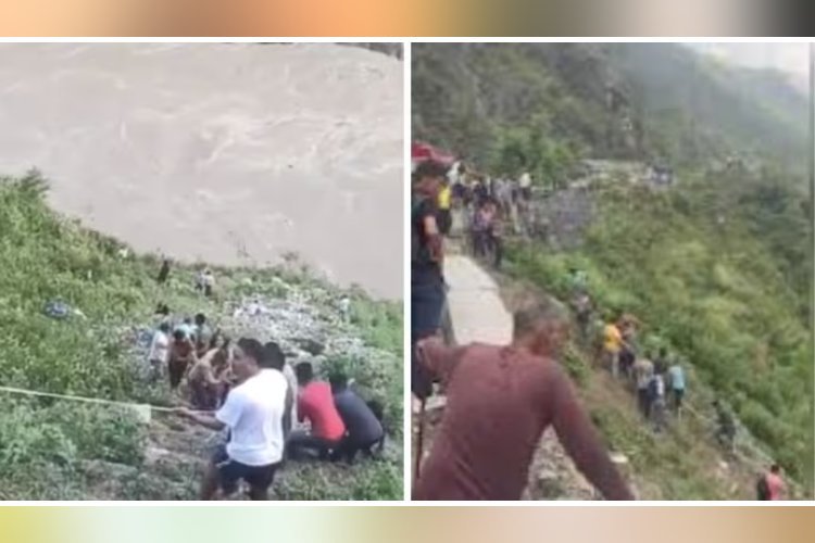 उत्तराखंड के रुद्रप्रयाग में अलकनंदा नदी में गिरी बस, 3 की गई जान, 8 लोग घायल, कई अब भी लापता