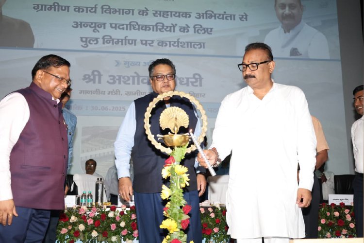 CM नीतीश के कायल हुए ग्रामीण कार्य मंत्री अशोक चौधरी, गांव की सड़कों को लेकर कह दी बड़ी बात