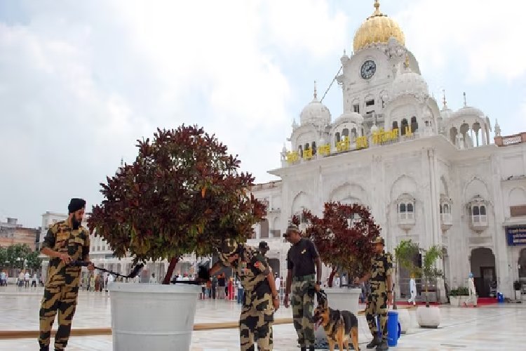 स्वर्ण मंदिर को बम से उड़ाने की धमकी: फरीदाबाद से सॉफ्टवेयर इंजीनियर शुभम दुबे हिरासत में...