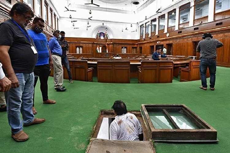 दिल्ली विधानसभा में मिले 'फांसी घर' की क्या है सच्चाई? सिसकने, फुसफुसाने की आती है आवाज?