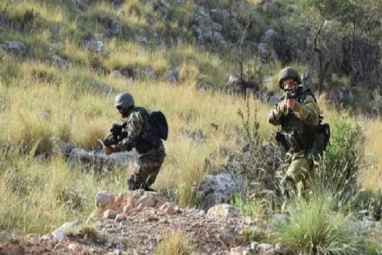 जम्मू-कश्मीर के बारामूला में पाकिस्तानी हमला नाकाम, सेना के 2 जवान शहीद