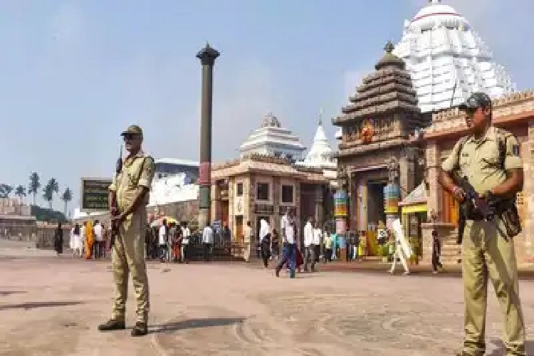 15 अगस्त से पहले जगन्नाथ मंदिर की सुरक्षा में सेंध? दीवार पर लिखा ''नष्ट कर देंगे', बढ़ाई गई सुरक्षा 