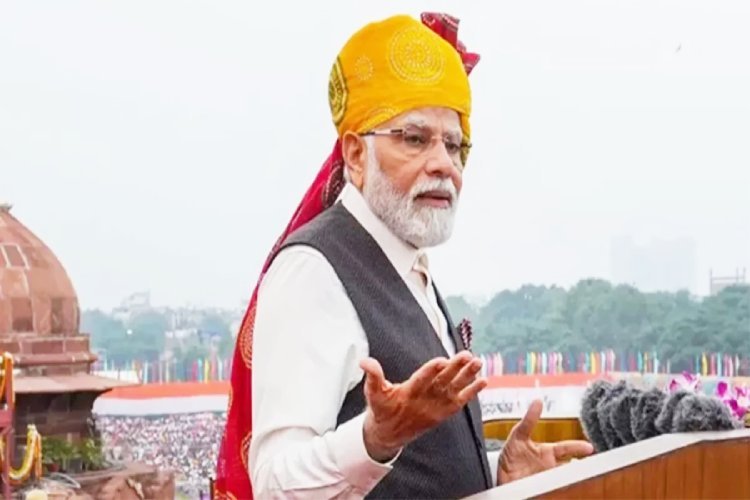 देश से जल्द घुसपैठियों का होगा सफाया, लाल किले की प्राचीर से PM मोदी ने दिए संकेत