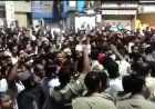 मोहम्मद पैगम्बर पर टिप्पणी के बाद शाहजहांपुर में बवाल, सैकड़ों मुस्लिम पहुंचे थाने, पुलिस ने किया लाठी चार्ज, जानिए पूरा मामला