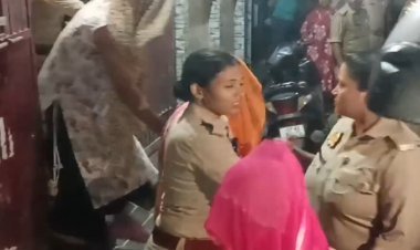 अयोध्या में अवैध धंधा: गेस्ट हाउस पर रातोंरात छापा, ग्राहक के साथ इस हालत में मिली 12 महिलाएं...