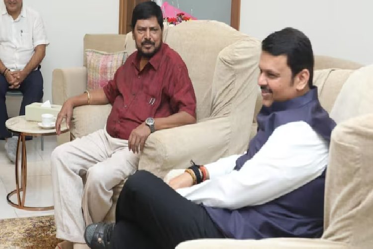 रामदास अठावले ने की मराठा आरक्षण की वकालत, बोले- ''राज्य सरकार शीघ्र कदम उठाए''