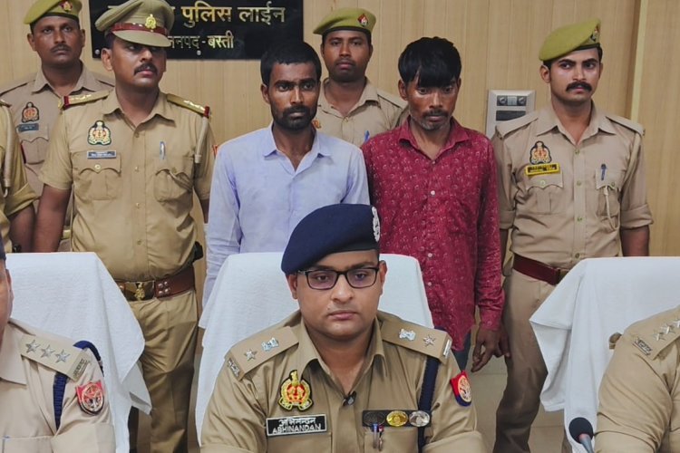 हॉस्टल की वार्डेन से नाराज होकर निकली छात्रा, फिर शुरू हुआ हैवानियत का खेल, रेप के बाद जिस्मफरोशी के धंधे में उतारा, घटना जानकर कांप जाएगी रुह