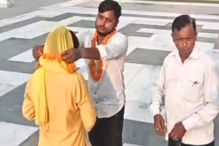 पति ने फोन पर बात करते पत्नी को पकड़ा, न मारा, न पीटा, जो किया उसकी चर्चा पूरे इलाके में हो रही