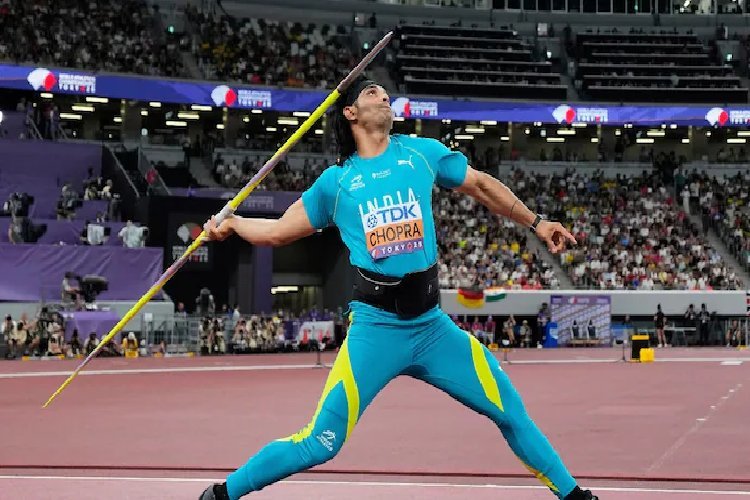 World Athletics Championships: नीरज चोपड़ा को लेकर बुरी खबर, पाकिस्तान का अरशद नदीम भी लड़खड़ाया