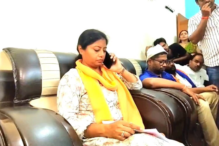 पल्लवी पटेल ने IPS को धमकाया, पांच मिनट में कॉल नहीं आई तो मैं धमक जाऊंगी, SP कॉल पर आए तो बदल गई आवाज़, क्या है मामला