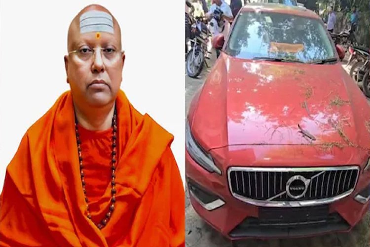 विदेश यात्राएं, आईफोन: दिल्ली के छेड़खानी आरोपी बाबा ने महिला छात्राओं को कैसे 'फंसाया'