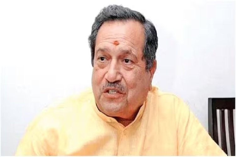 अखिल भारतीय मुस्लिम महासम्मेलन में पहुंचे RSS के इंद्रेश कुमार, बोले- 'सभी घुसपैठियों को मुस्लिम देशों में बांटा जाए'