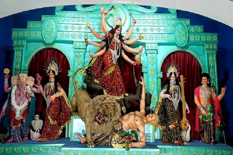 ट्रंप के बाद, शहबाज शरीफ और यूनुस को बंगाल दुर्गा पूजा पंडाल में बनाया गया राक्षस