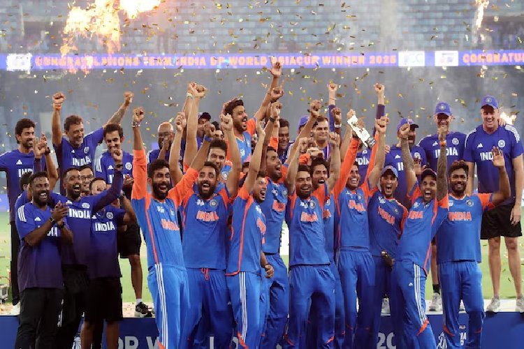 दुनियाभर में मचा शोर, पाकिस्तान है ट्रॉफी चोर? ICC तक पहुंची शिकायत, होने वाला है बड़ा एक्शन!