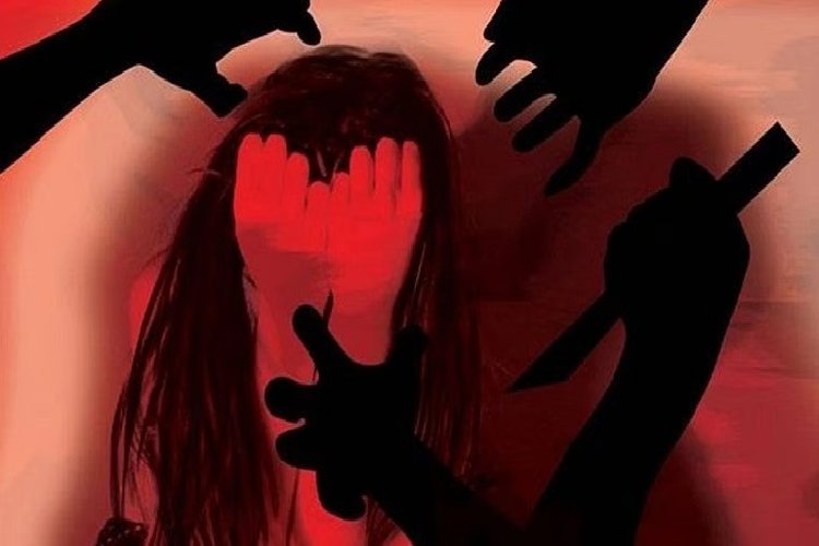 इंदौर में 12 वर्षीय बालिका से हैवानियत की कोशिश, चीखने पर भागे आरोपी; पुलिस ने सबको दबोचा