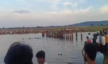 मातम में बदली दशहरा की खुशियां, नदी में समाई मूर्ति विसर्जित करने जा रही ट्रैक्टर-ट्रॉली, 14 की गई जान 