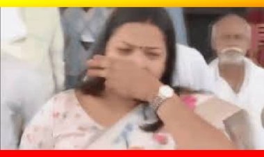 नामांकन रद्द होने पर फूट-फूटकर रो पड़ीं RJD प्रत्याशी श्वेता सुमन, मीडिया कर्मियों को दी नसीहत