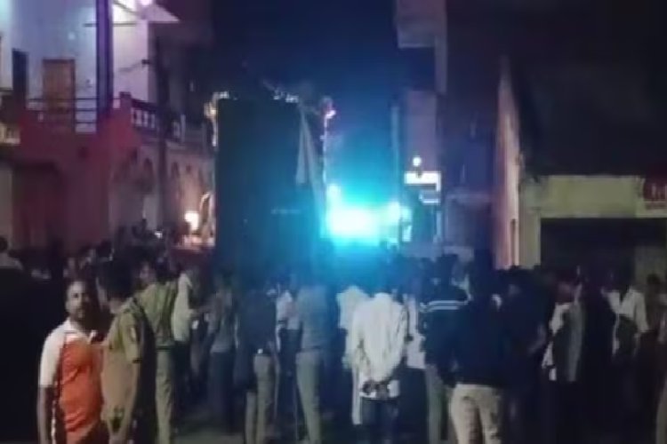 दुर्गा विसर्जन जुलूस पर पथराव, पांच लोग घायल, 12 आरोपियों को लिया गया हिरासत में