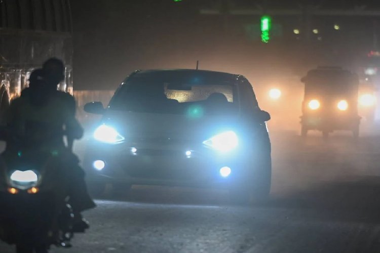 ललितपुर में चलती कार में छात्रा से चाकू की नोक पर गैंगरेप, सड़क पर फेंककर भागा