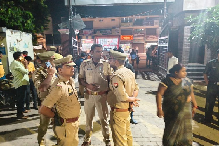 अयोध्या में बड़ा विस्फोट, पूरा घर हुआ जमींदोज, बच्चे सहित पांच लोगों के मारे जाने की आशंका